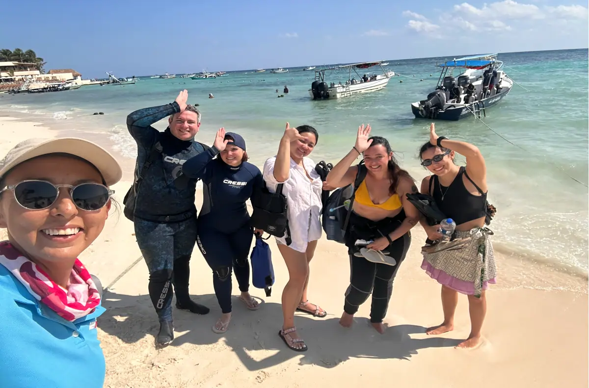 Certified Bull Shark Observation Guide Deep Mexico Playa del Carmen